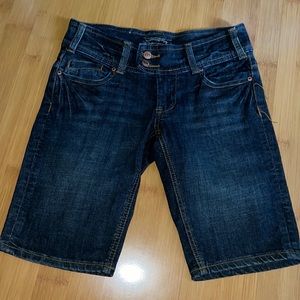Seven Jean shorts size 26